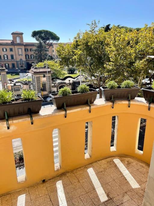 Cozy Apartment Gianicolense 3Bdr Rome Luaran gambar